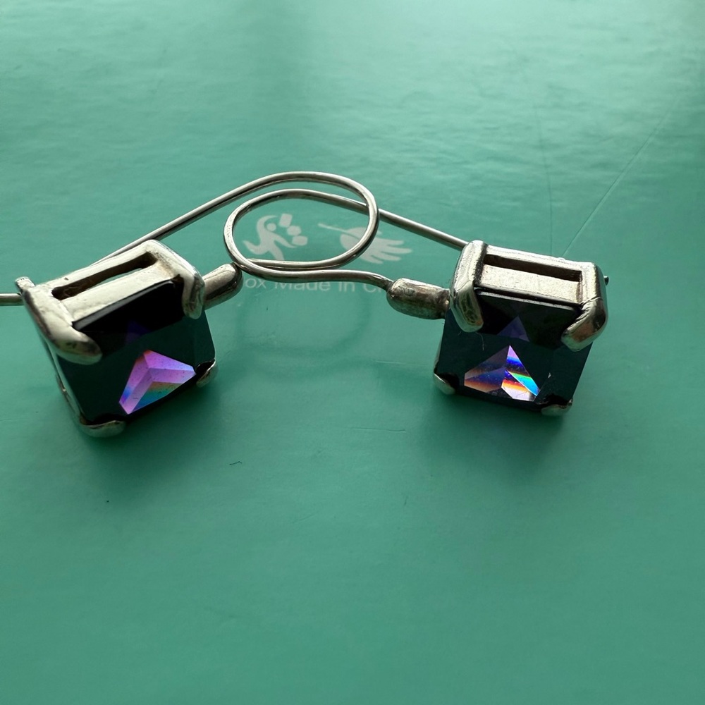 925 Silver Amethyst Square Drop Earrings - Picture 3 of 11
